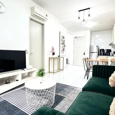 Sky Trees Bukit Indah Aeon 2Bed 5Pax Netflix Disney Johor Bahru Exterior photo